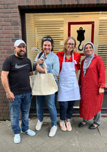 Lade das Bild in den Galerie-Viewer, NOBODYTOLDME Schürze mit Astronautin